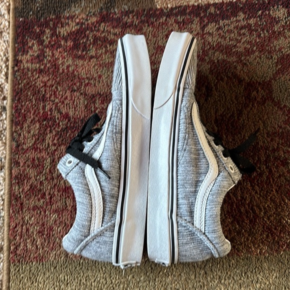 Vans Women’s Ribbed Knit Gray Size 7 - Picture 2 of 6